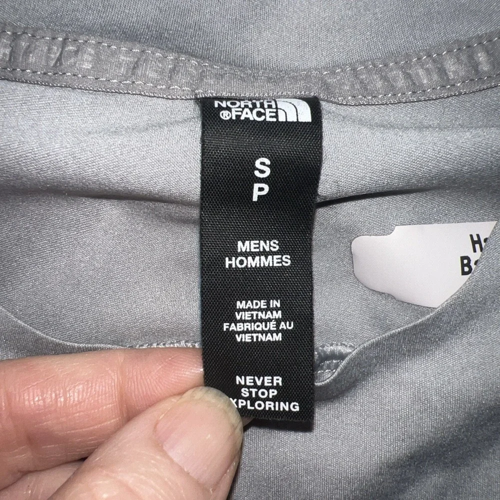 The North Face Men's Athletic T Shirt Small S Gray Short Sleeve Performance Tee